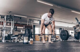 Maschinen-Training oder freies Gewicht?